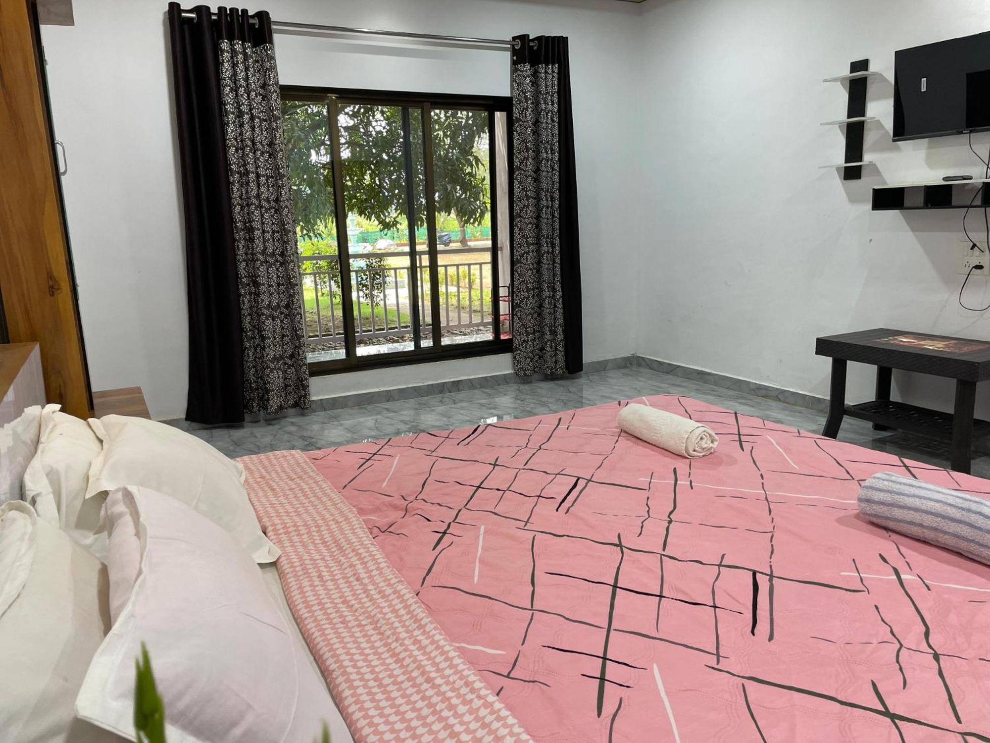 Riverland Farm And Resort 卡尔贾特 外观 照片