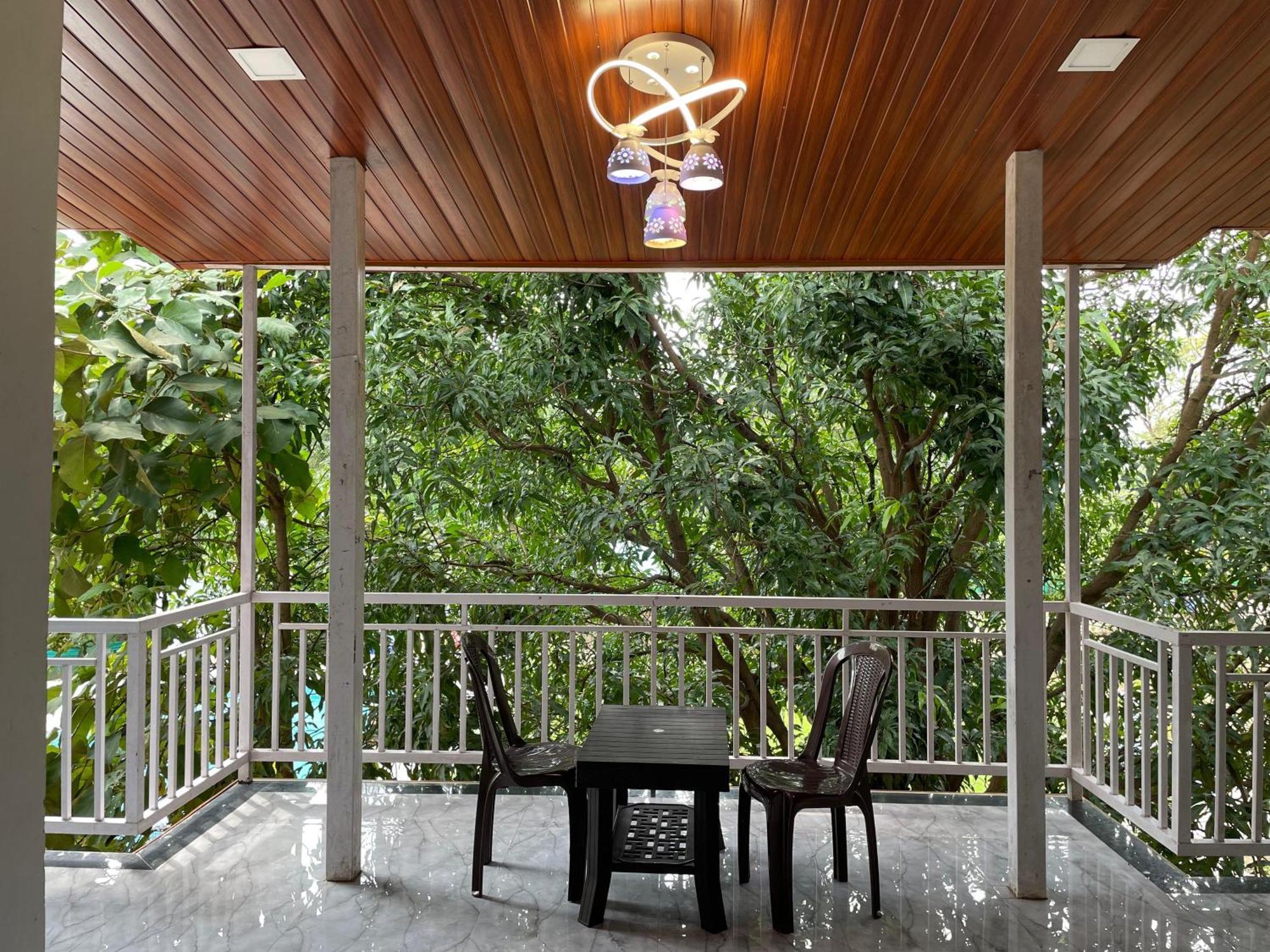 Riverland Farm And Resort 卡尔贾特 外观 照片