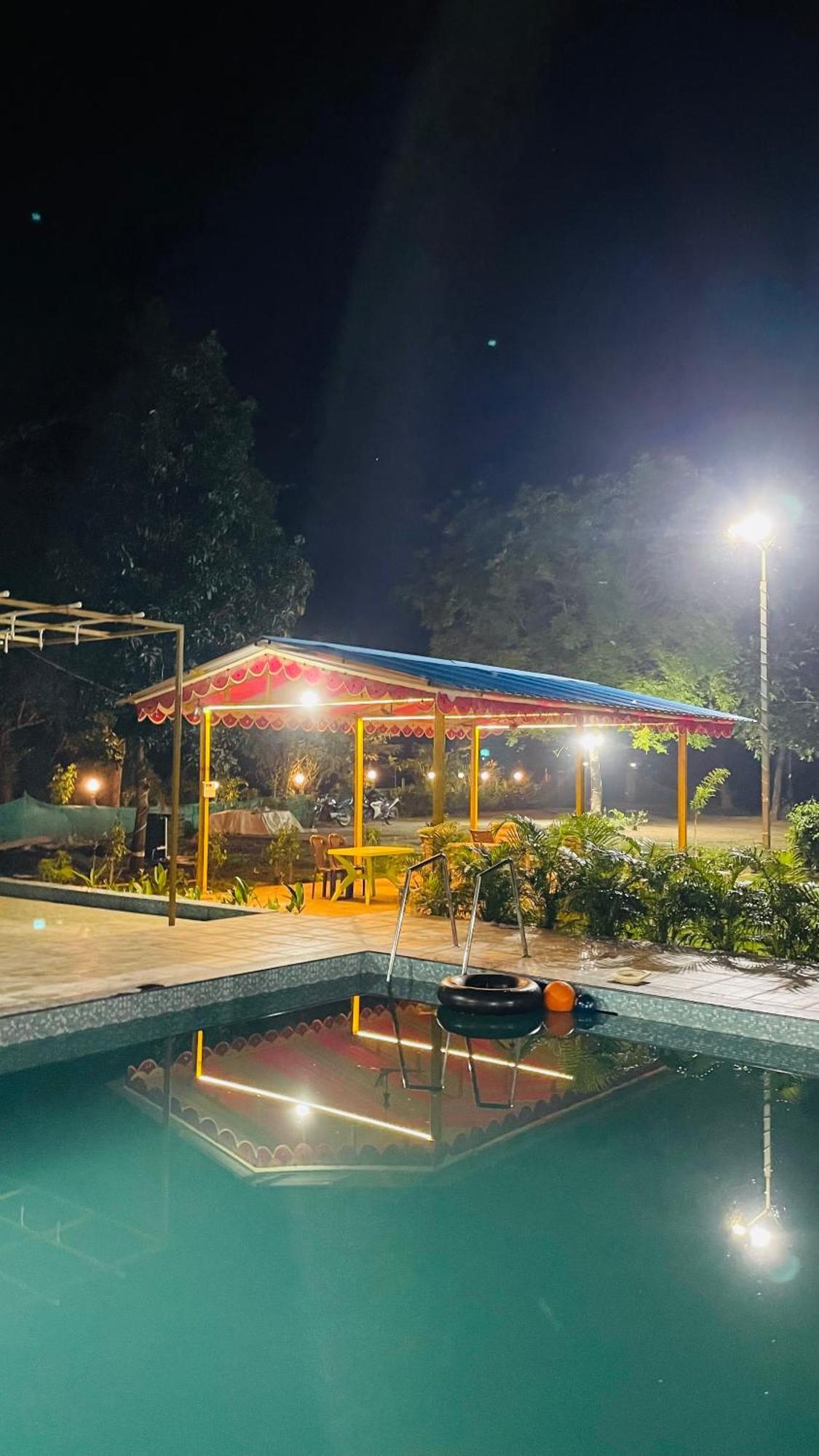 Riverland Farm And Resort 卡尔贾特 外观 照片